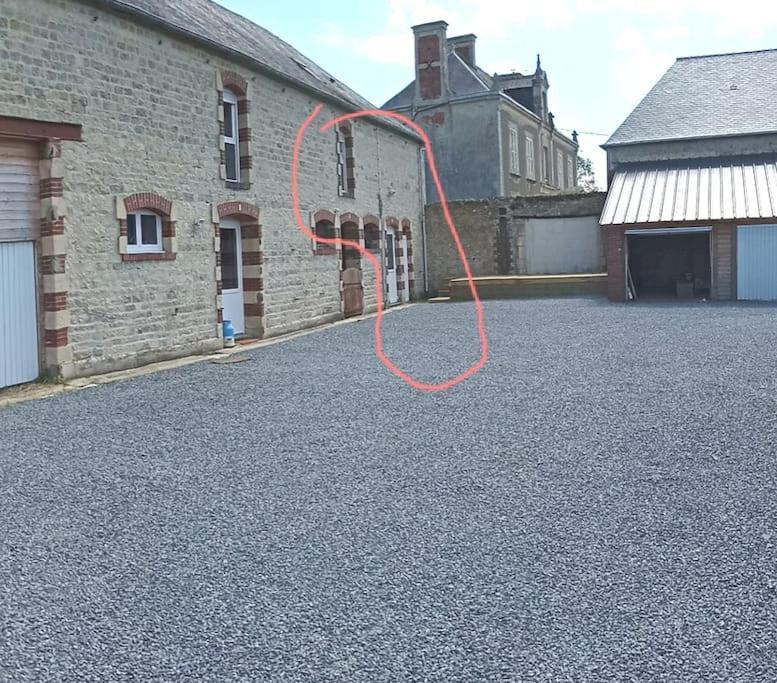 Loft Proche Des Plages Et Sites Du Debarquement Osmanville Exterior foto