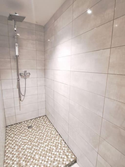 Loft Proche Des Plages Et Sites Du Debarquement Osmanville Exterior foto